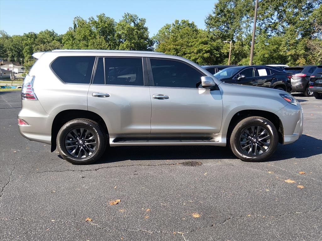 Used 2021 Lexus GX 460 Premium w/ Premium Package AWD/4WD image 3