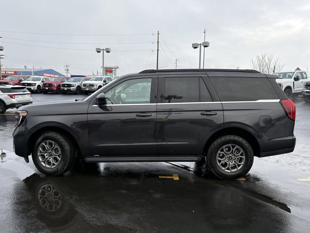 Certified 2025 Ford Expedition Active image 6