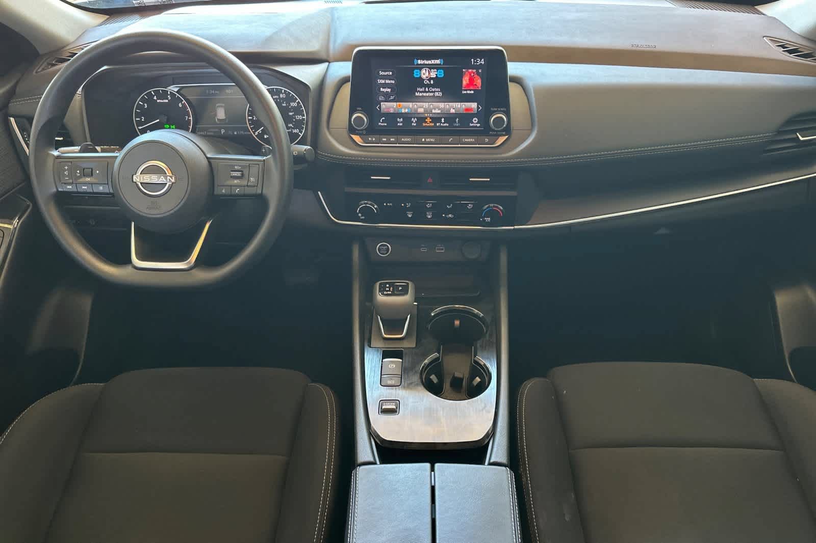 Used 2023 Nissan Rogue S FWD image 3
