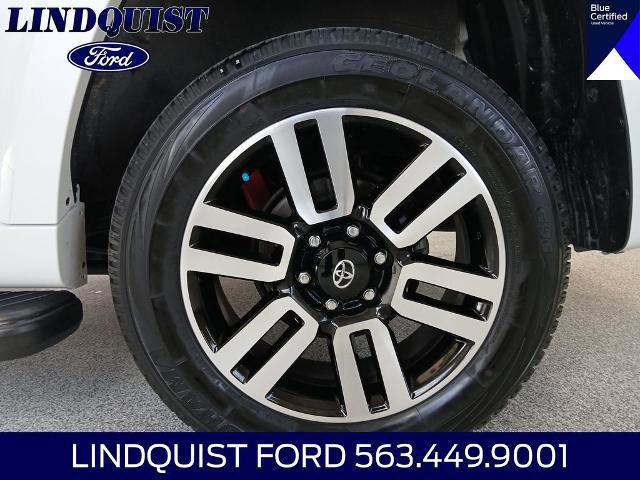 Used 2024 Toyota 4Runner Limited AWD/4WD image 24