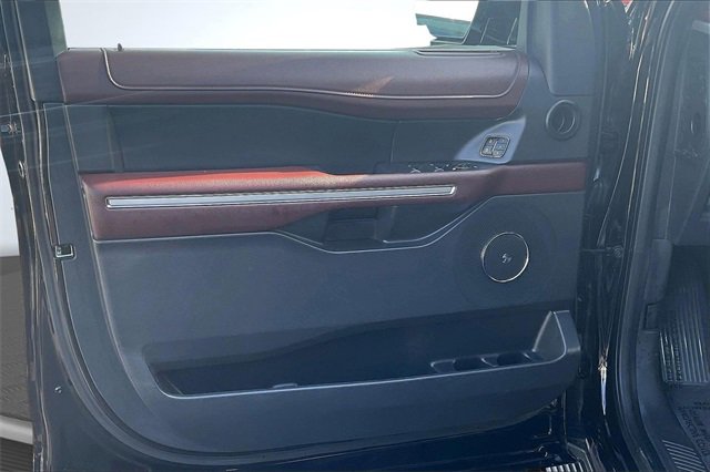 Certified 2023 Ford Expedition Limited image 23