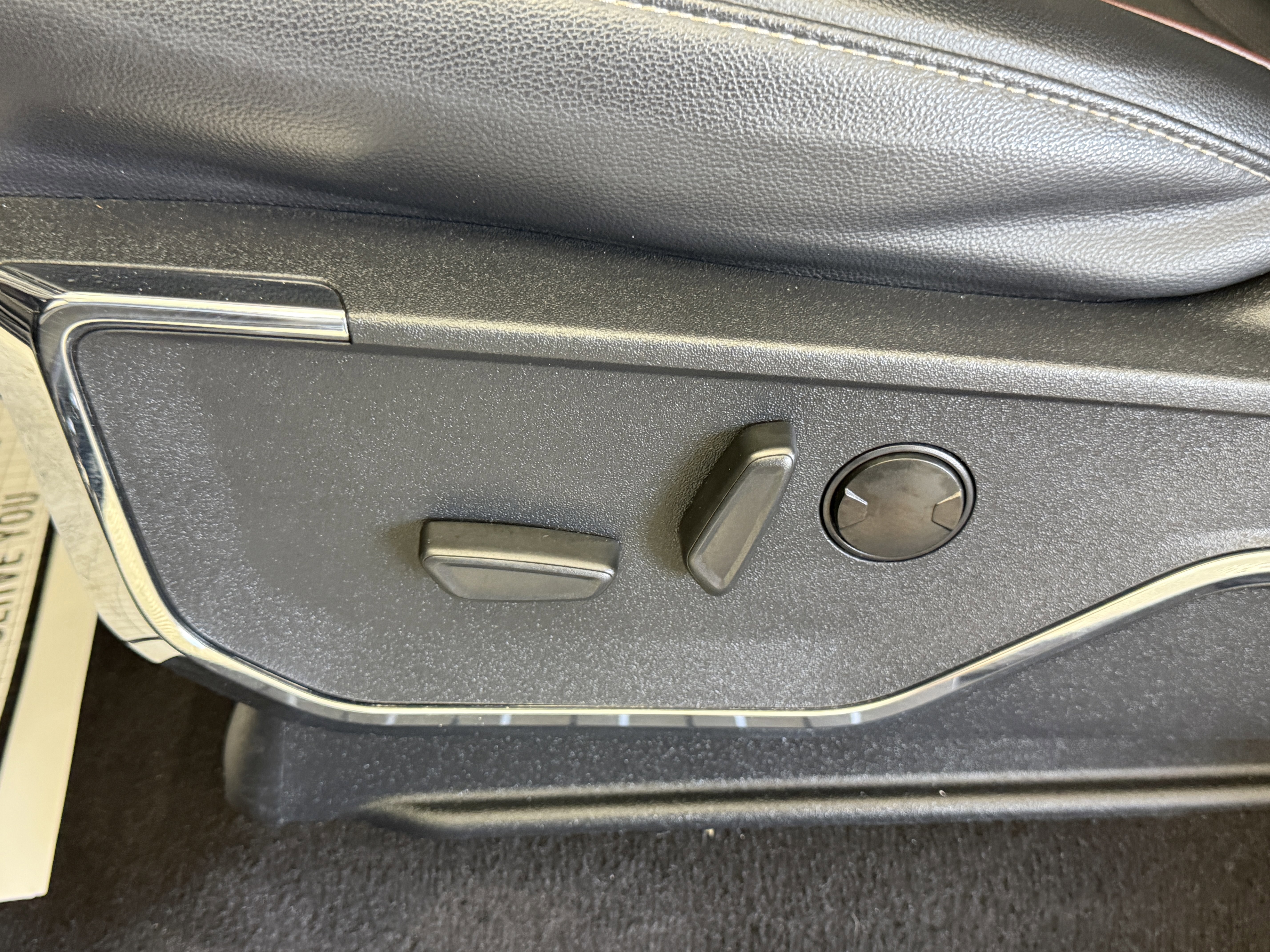 Certified 2024 Ford F250 Lariat w/ Lariat Ultimate Package image 18