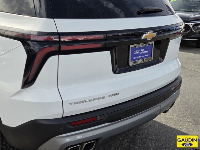Used 2025 Chevrolet Traverse LT AWD/4WD image 6