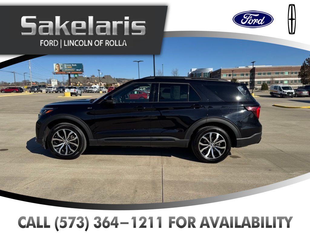 Certified 2025 Ford Explorer ST-Line AWD/4WD image 5