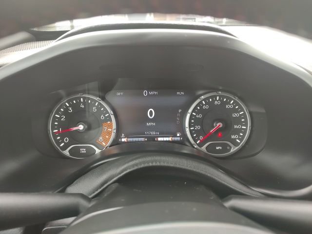 Used 2023 Jeep Renegade Trailhawk w/ Trailhawk Elite Group image 21