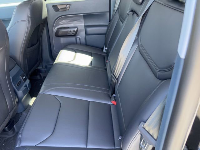 Certified 2025 Ford Maverick Lariat w/ Black Appearance Package AWD/4WD image 24