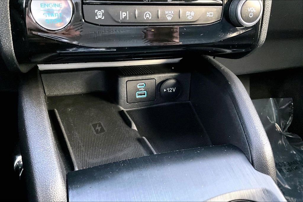 Certified 2023 Ford Escape ST-Line Elite w/ Premium Technology Package AWD/4WD image 27