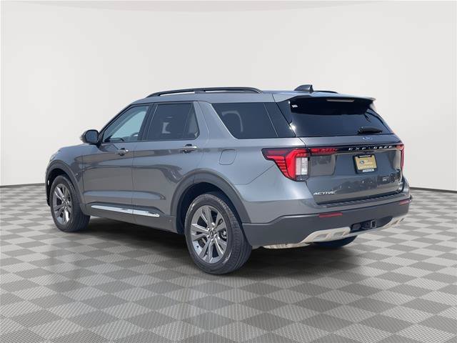 Certified 2025 Ford Explorer Active w/ Active Comfort Package AWD/4WD image 9