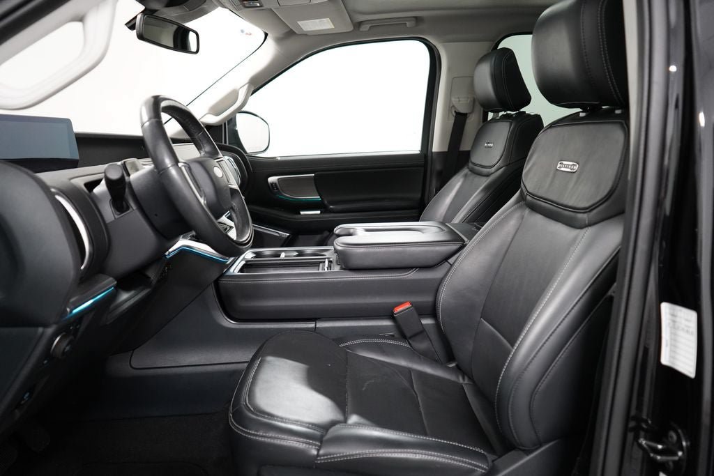 Certified 2025 Ford Expedition Platinum AWD/4WD image 14