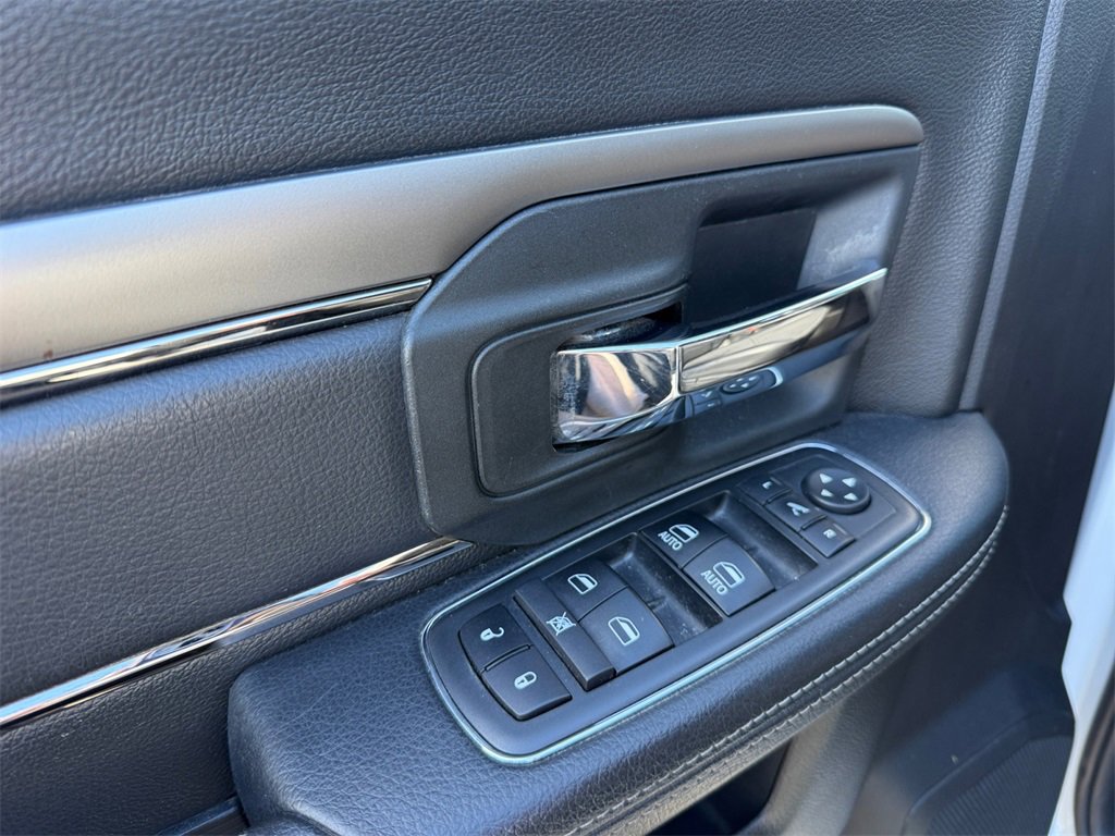 Used 2018 RAM 2500 Big Horn w/ Sport Appearance Group image 18