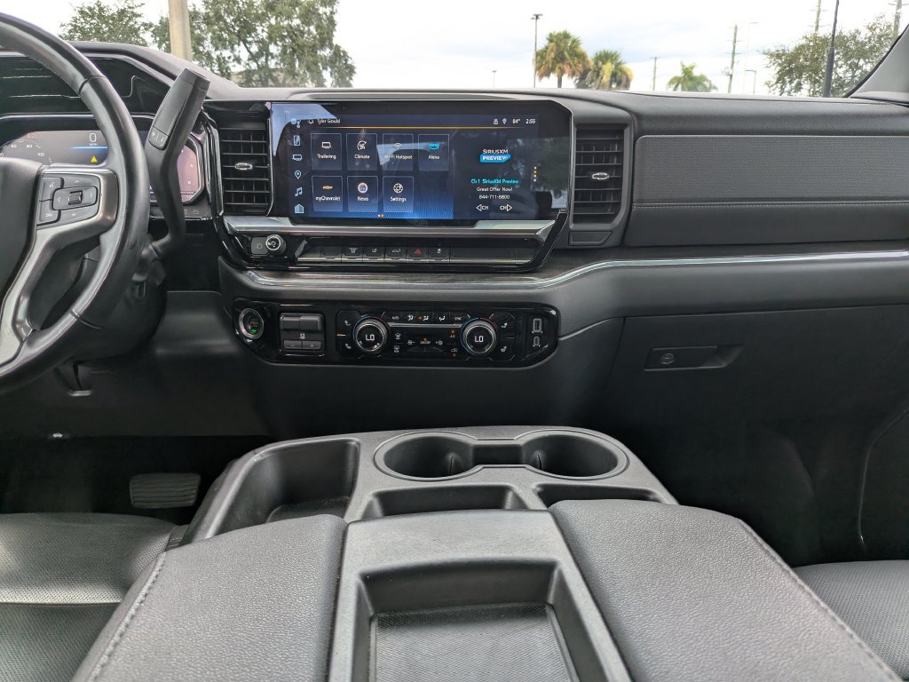 Used 2024 Chevrolet Silverado 2500 LTZ AWD/4WD image 14