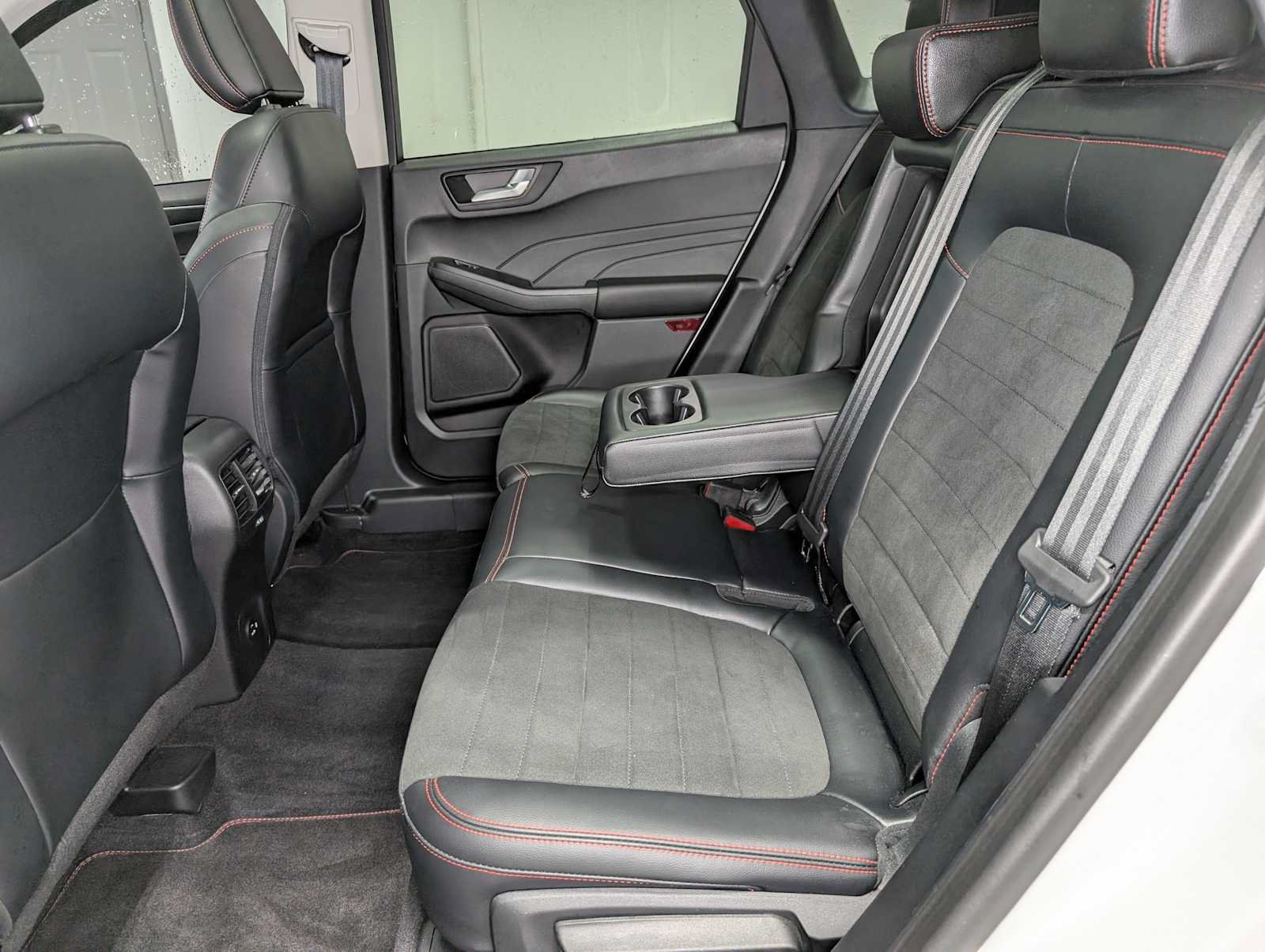 Certified 2021 Ford Escape SEL w/ SEL Stealth AWD Package image 22
