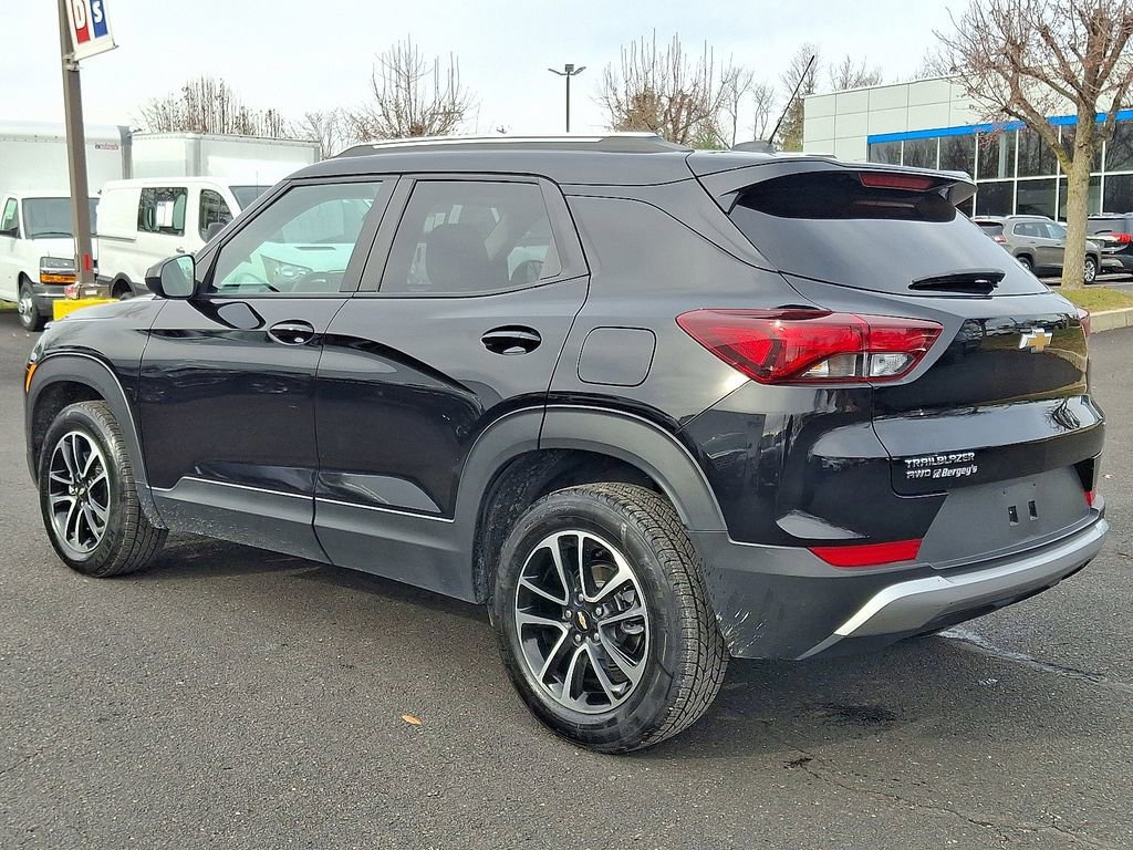 Used 2025 Chevrolet TrailBlazer LT image 5