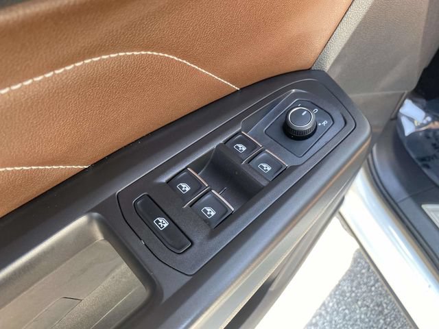 Used 2023 Volkswagen Atlas SE w/ Black Wheel Package FWD image 19
