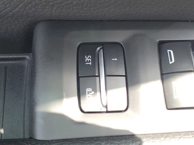 Used 2021 GMC Yukon Denali image 11