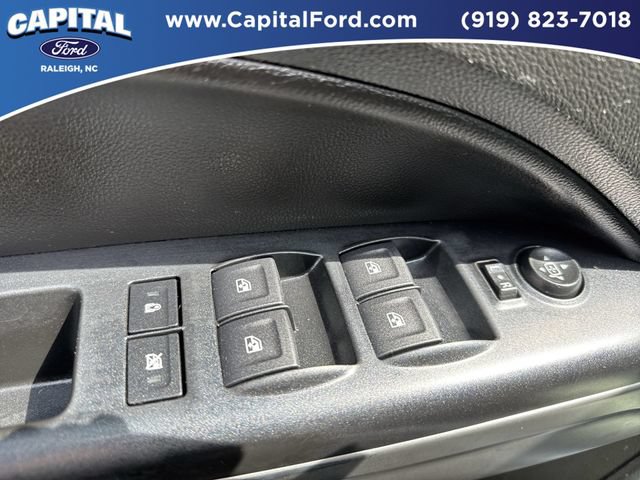 Used 2021 Chevrolet Colorado LT w/ LT Convenience Package RWD image 21