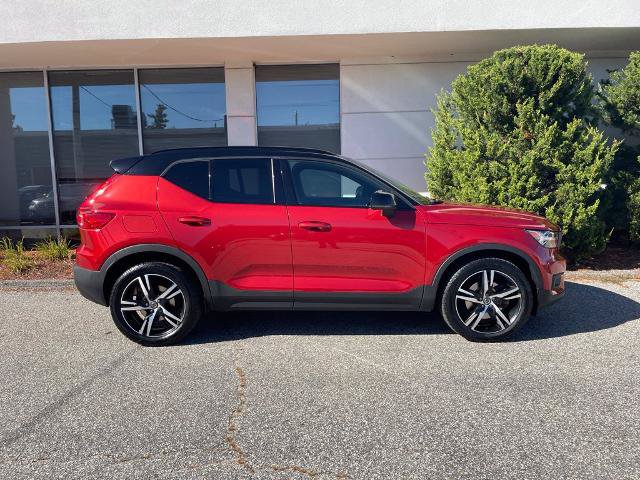 Used 2021 Volvo XC40 T5 R-Design w/ Climate Package AWD/4WD image 7