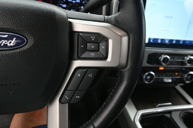 Certified 2022 Ford F250 Lariat w/ Lariat Ultimate Package AWD/4WD image 16