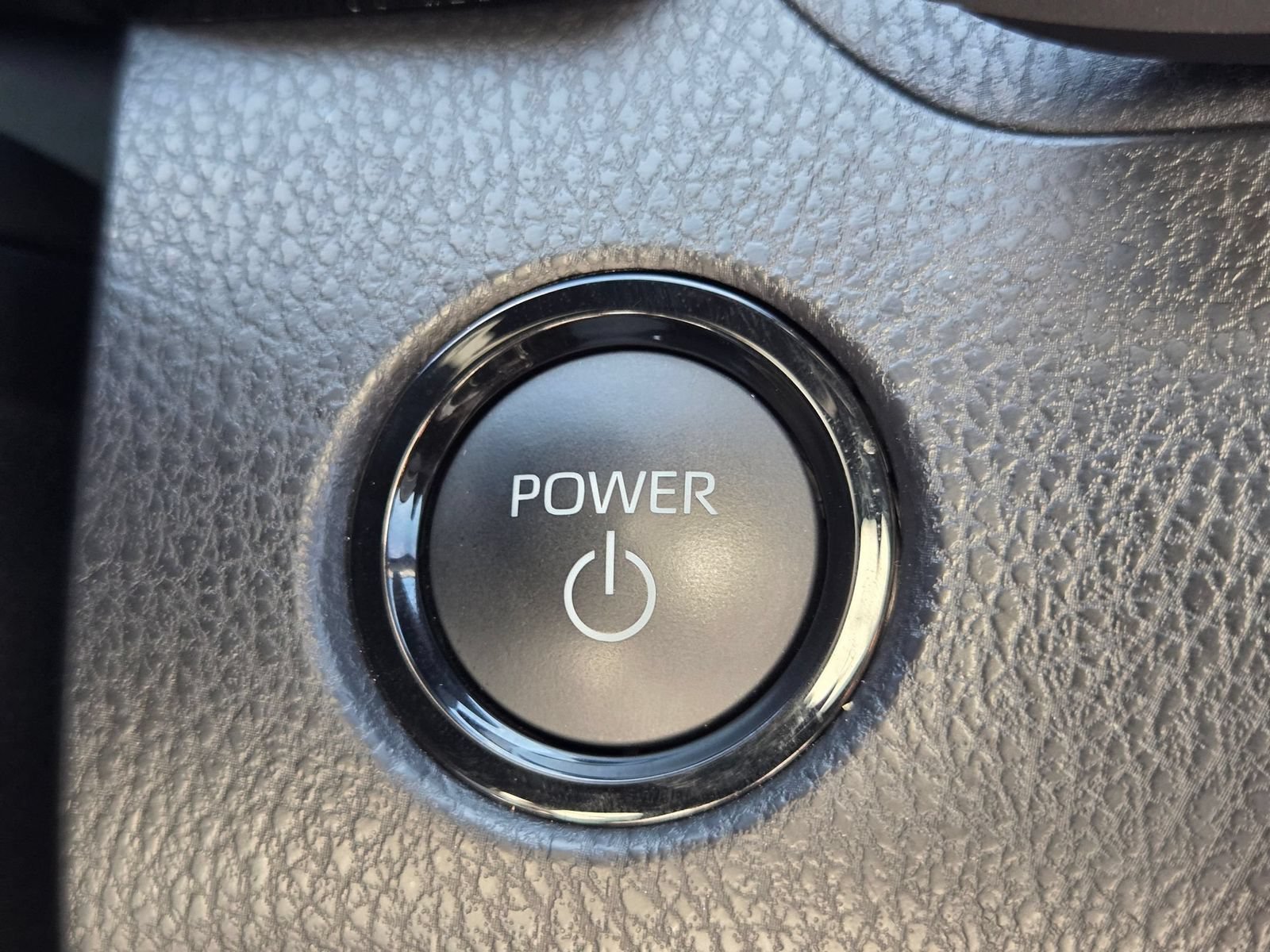 Used 2025 Toyota Camry XSE AWD/4WD image 17