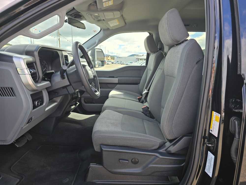 Certified 2025 Ford F350 XLT AWD/4WD image 10