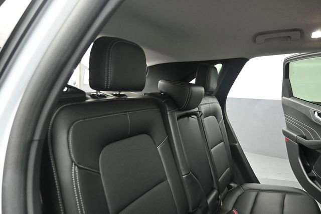 Certified 2025 Ford Escape Platinum AWD/4WD image 42