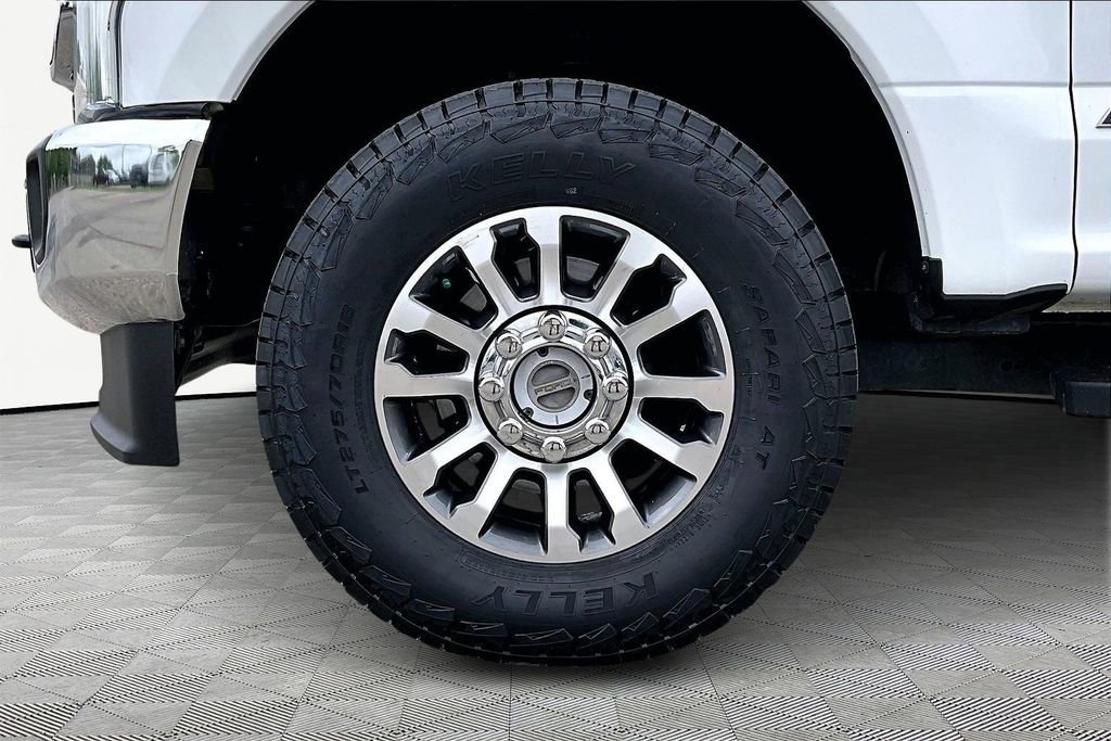 Certified 2020 Ford F250 Lariat w/ Lariat Value Package AWD/4WD image 11