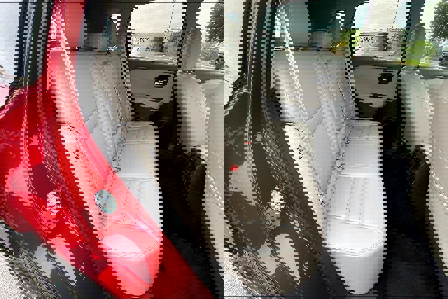 Used 2023 Nissan Rogue SL w/ SL Premium Package image 19