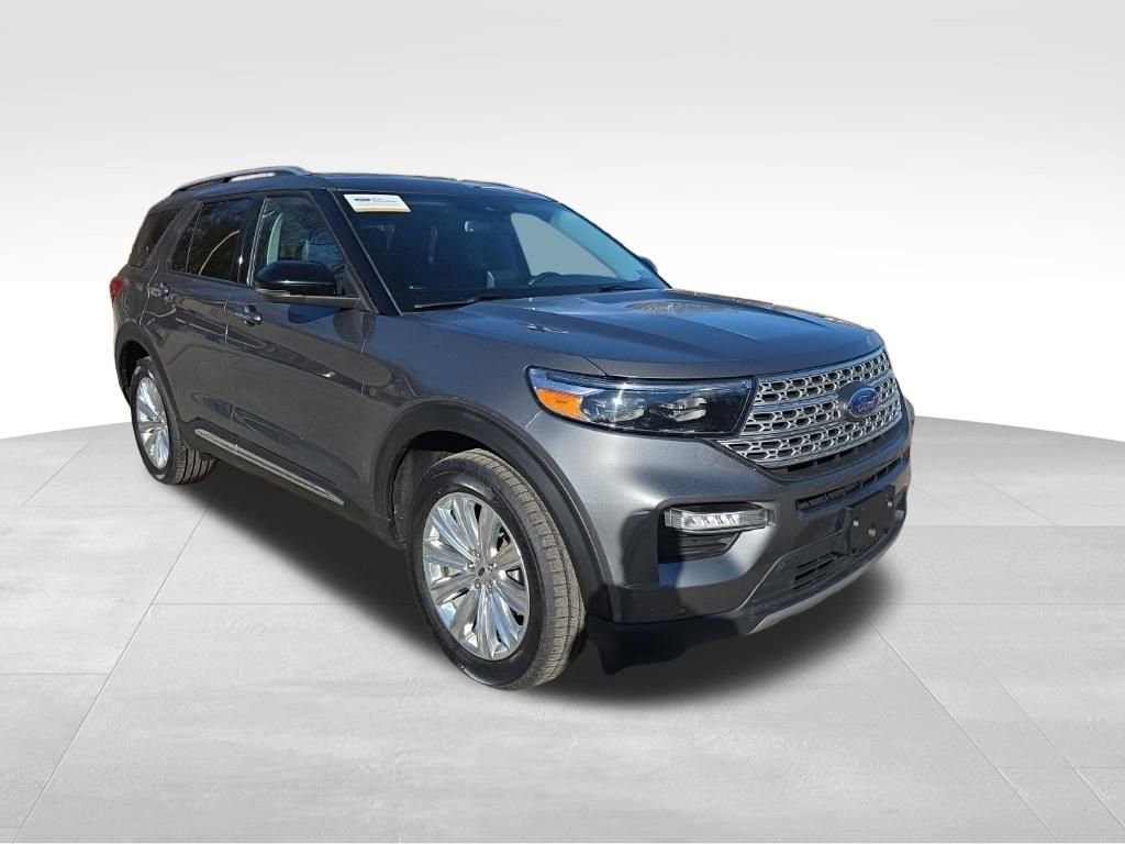 Certified 2022 Ford Explorer Limited w/ Limited Technology Package image 3