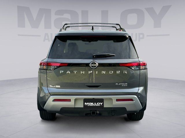 Used 2025 Nissan Pathfinder Platinum w/ Cargo Package AWD/4WD image 4
