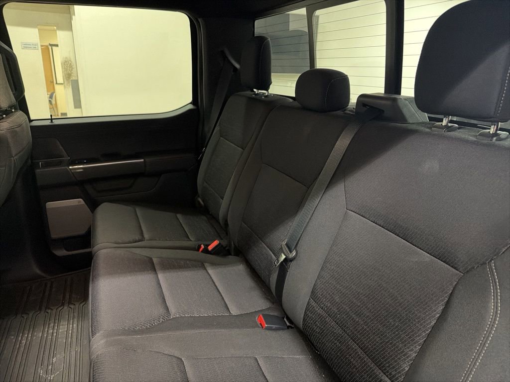 Certified 2022 Ford F150 XLT w/ Equipment Group 302A High image 33