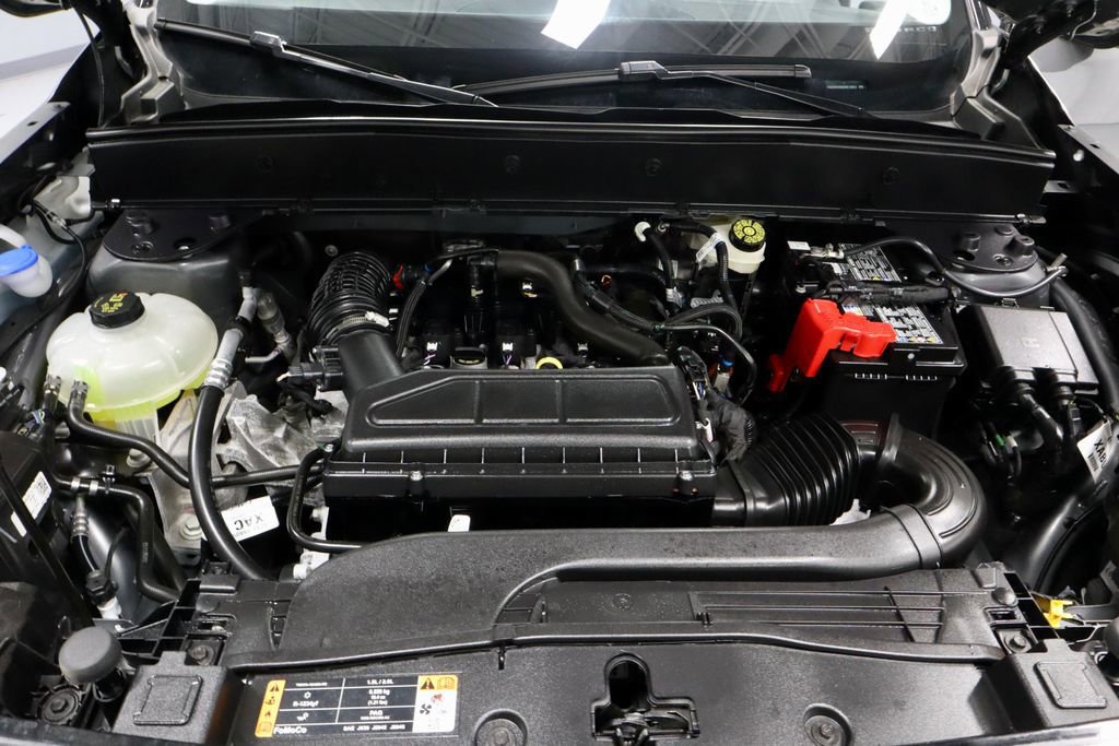 Certified 2025 Ford Bronco Sport Outer Banks w/ Outer Banks Tech Package+ AWD/4WD image 18