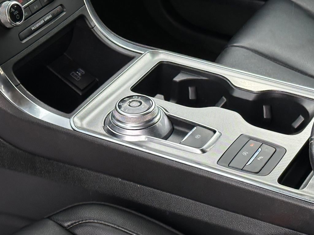 Certified 2022 Ford Edge Titanium image 16