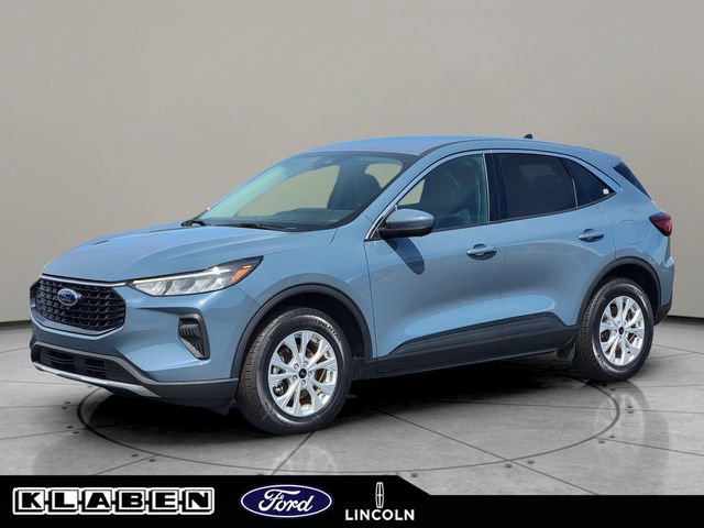 Certified 2023 Ford Escape Active w/ Tech Pack #2 AWD/4WD image 1