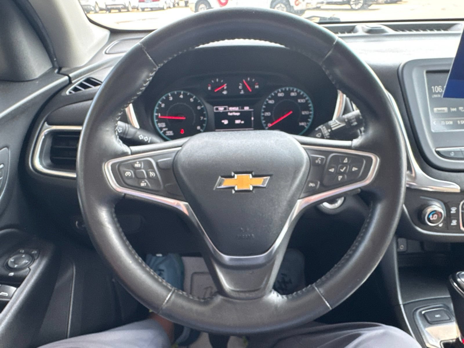 Used 2018 Chevrolet Equinox LT AWD/4WD image 21