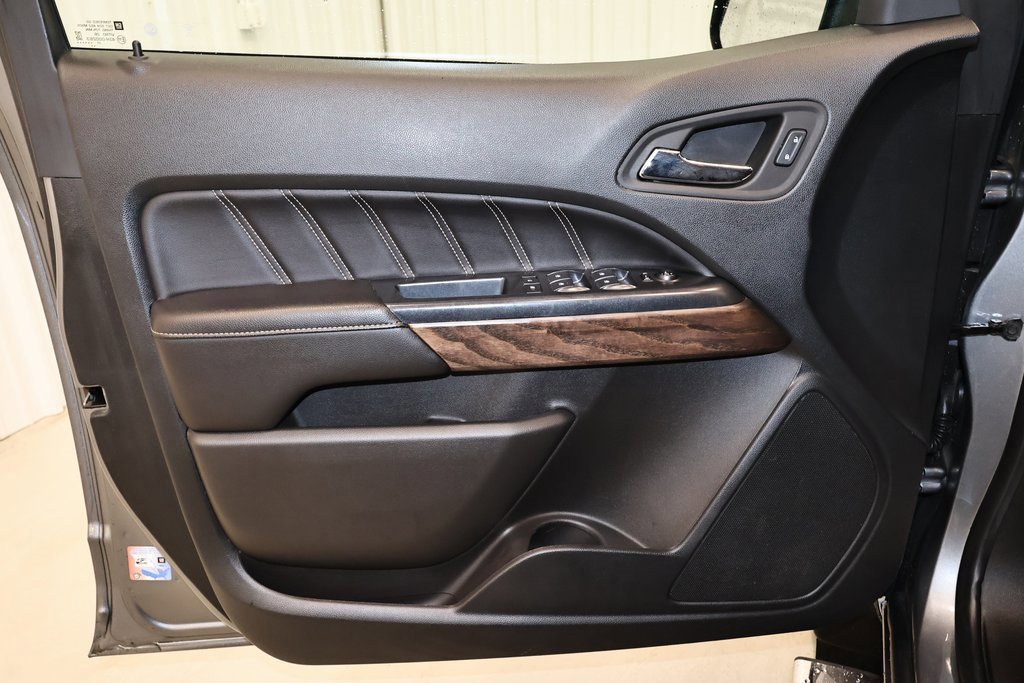 Used 2021 GMC Canyon Denali image 14