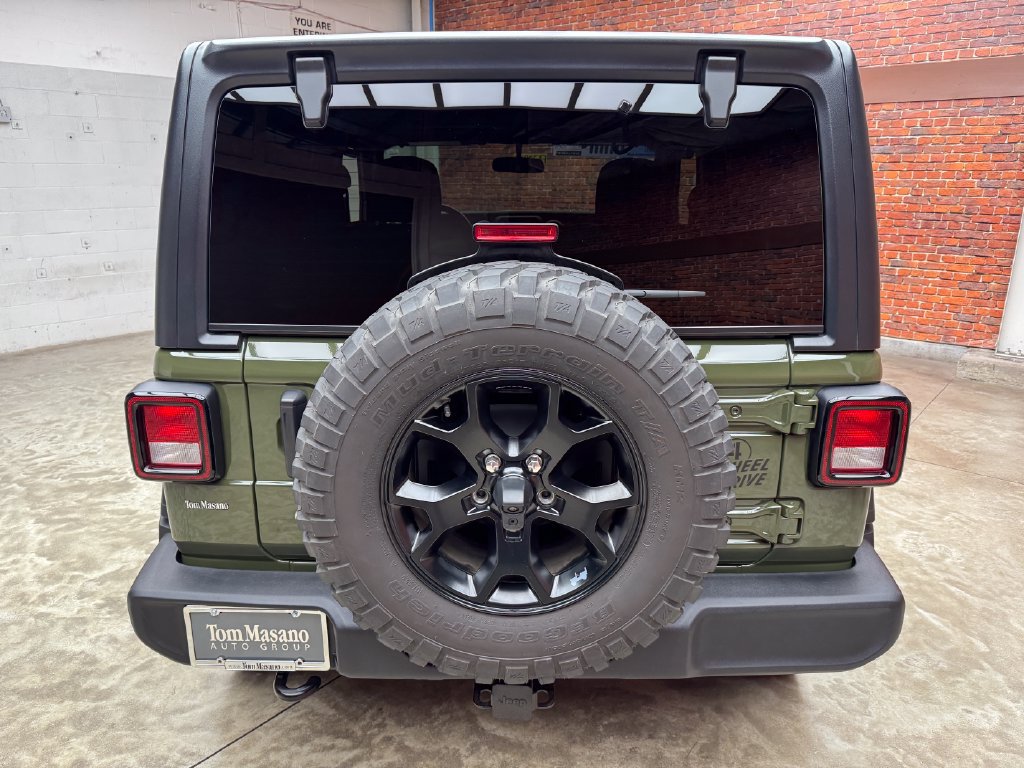 Used 2021 Jeep Wrangler Willys AWD/4WD image 4