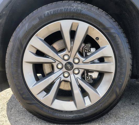 Certified 2021 Ford Explorer XLT w/ Equipment Group 202A AWD/4WD image 11