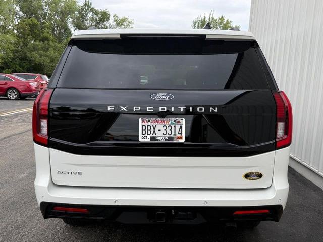 Certified 2025 Ford Expedition Active AWD/4WD image 4