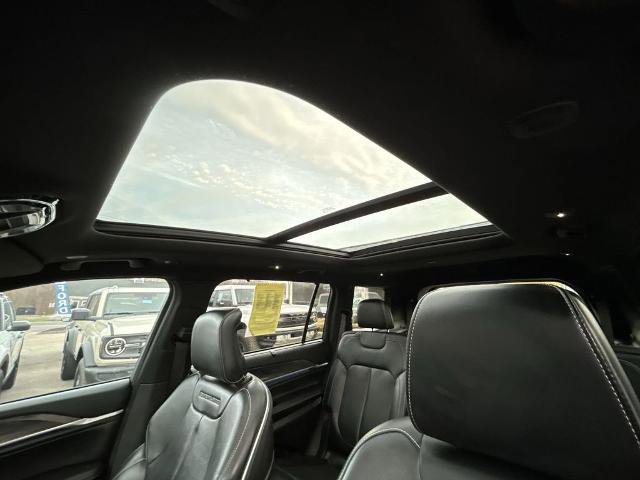 Used 2021 Jeep Grand Cherokee L Overland w/ Luxury Tech Group IV AWD/4WD image 22