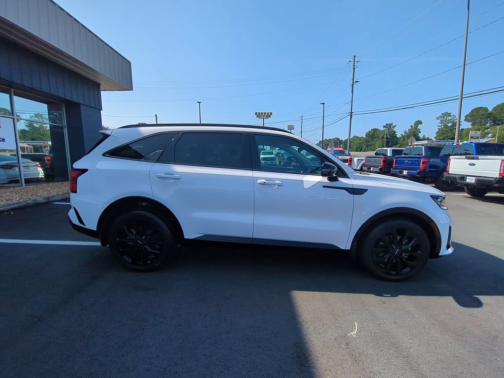 Used 2023 Kia Sorento SX FWD image 4