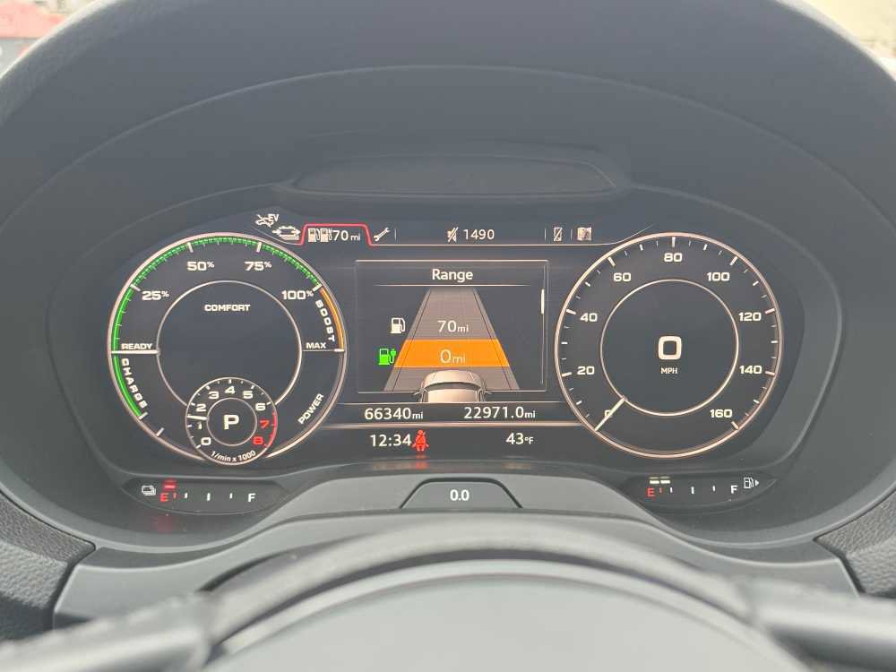 Used 2017 Audi A3 e-tron Premium Plus w/ Technology Package image 20