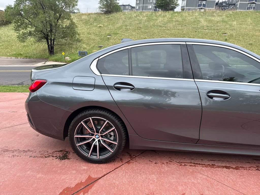Used 2019 BMW 330i xDrive Sedan w/ Premium Package AWD/4WD image 31