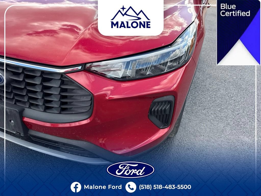 Certified 2023 Ford Escape Active AWD/4WD image 12