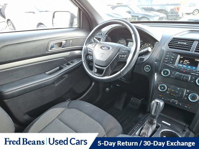 Certified 2019 Ford Explorer XLT w/ Class III Trailer Tow Package image 15