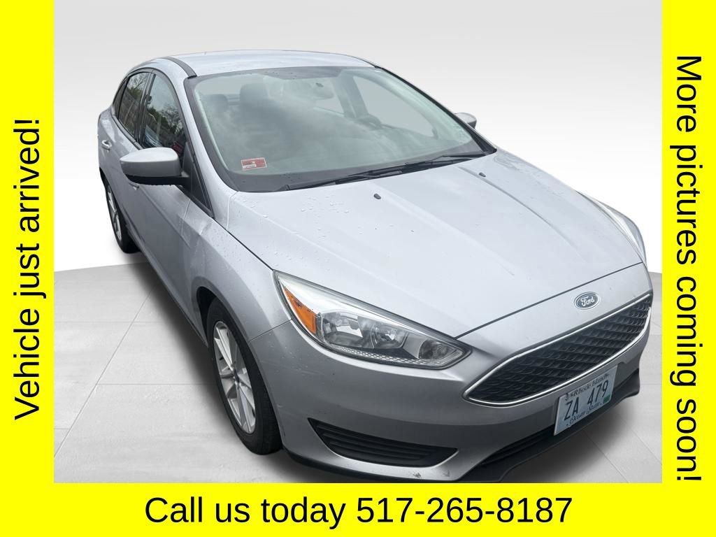 Certified 2018 Ford Focus SE FWD image 1