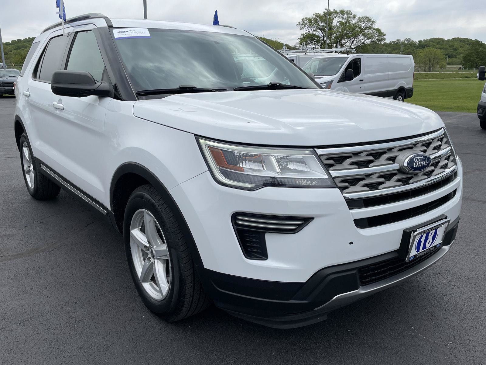 Certified 2018 Ford Explorer XLT FWD image 7