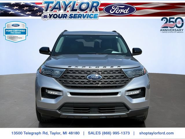 Certified 2023 Ford Explorer XLT w/ Equipment Group 202A AWD/4WD image 3