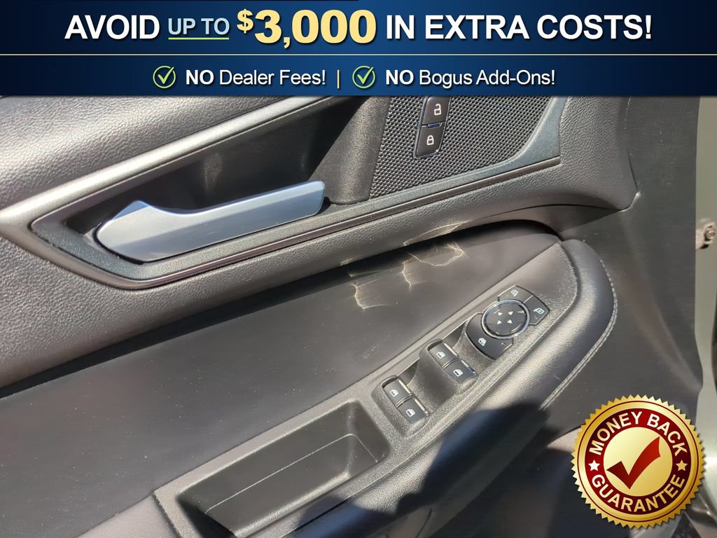 Certified 2024 Ford Edge SE w/ Black Appearance Package AWD/4WD image 16