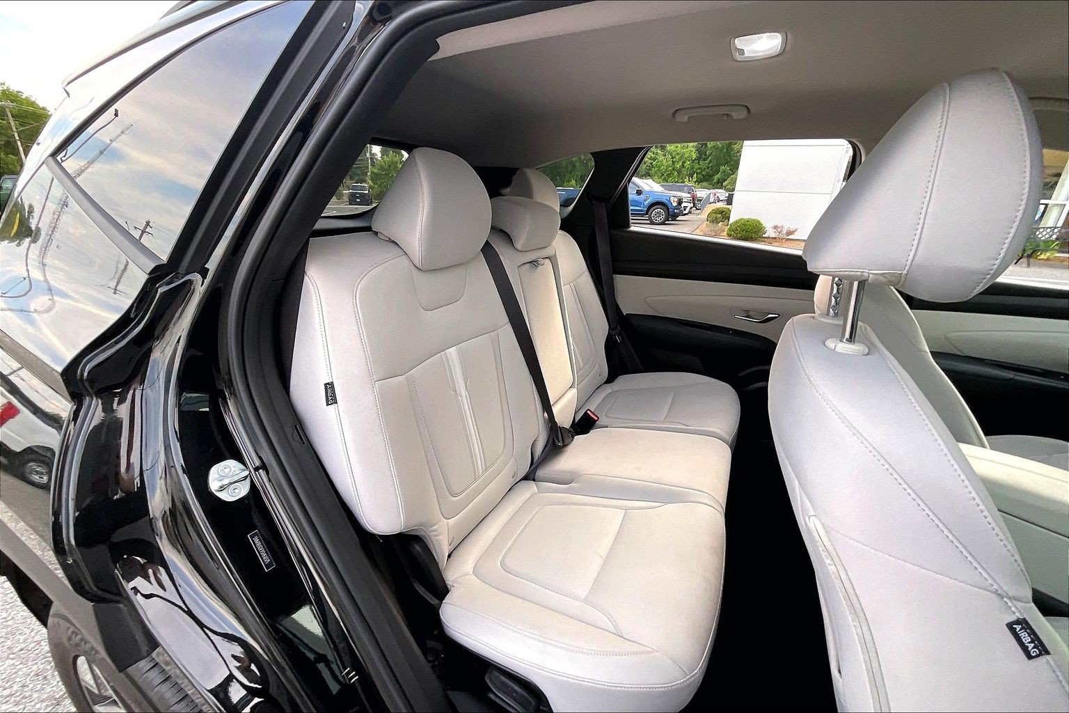 Used 2025 Hyundai Tucson SEL FWD image 25