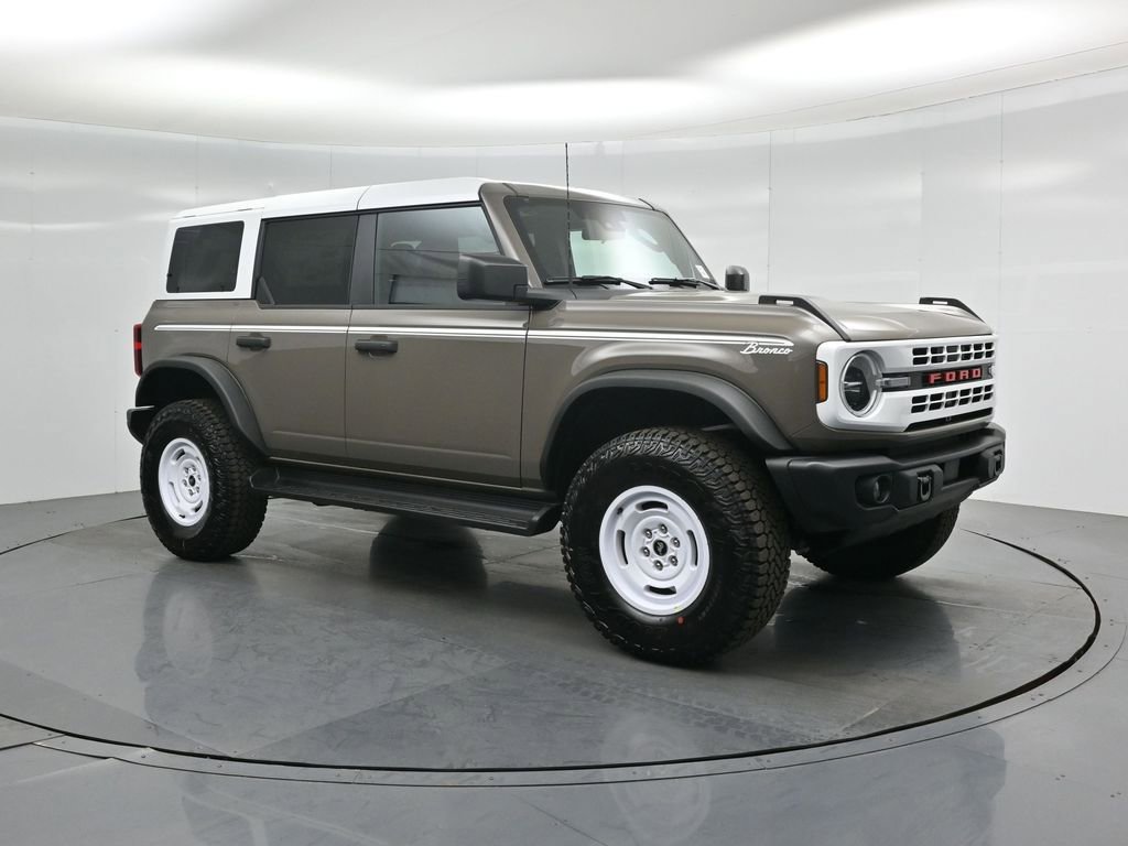 Certified 2026 Ford Bronco Heritage Edition AWD/4WD image 26